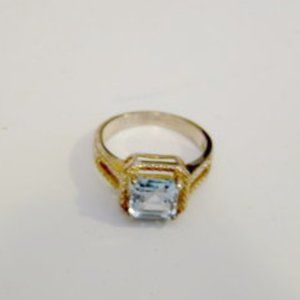Sevilla Silver ,925 2'5ctw Blue Topaz Gemstone Ring Size 9